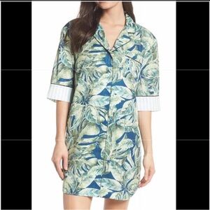 Bed to Brunch Tropical Palm Print Sleepwear Boyfriend Shirt Medium